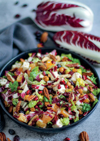 Passend zur Jahreszeit: Winterlicher Radicchio-Salat